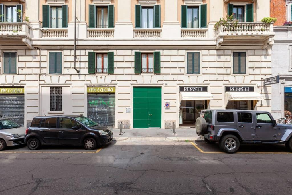 Ferrari - Ac -Wifi - Flexyrent Apartment Milan Bagian luar foto