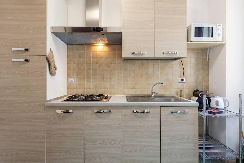 Ferrari - Ac -Wifi - Flexyrent Apartment Milan Bagian luar foto