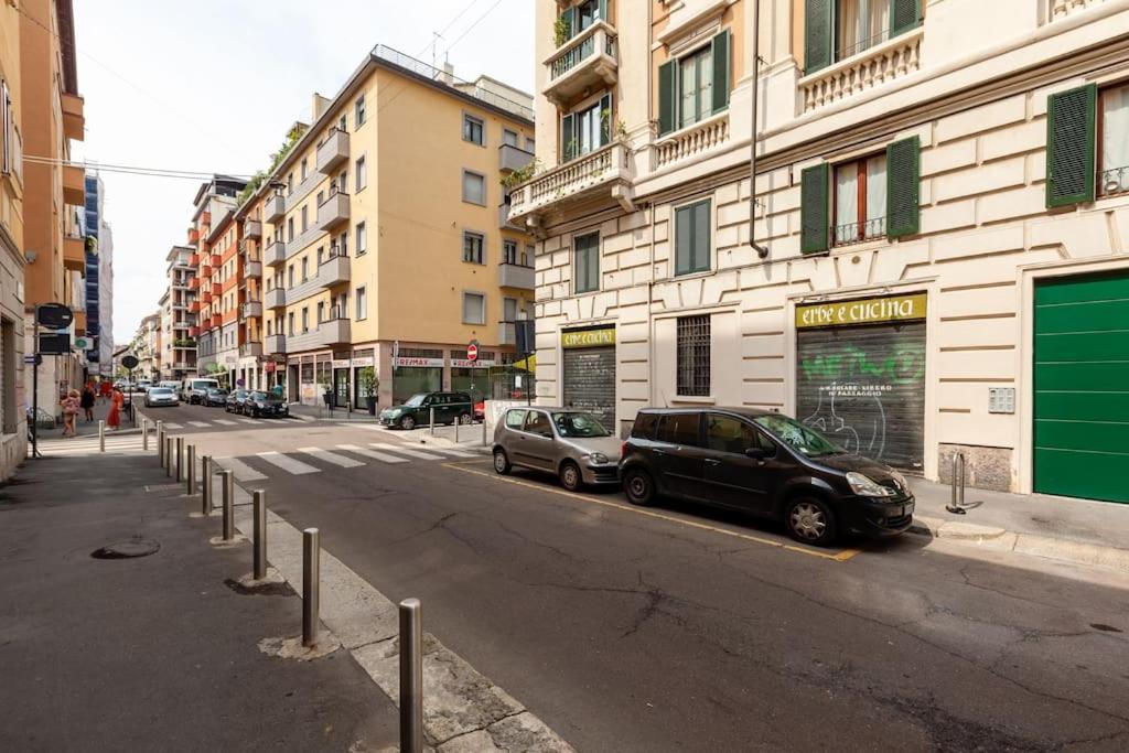 Ferrari - Ac -Wifi - Flexyrent Apartment Milan Bagian luar foto